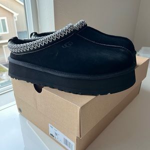 UGG Tazz Platform